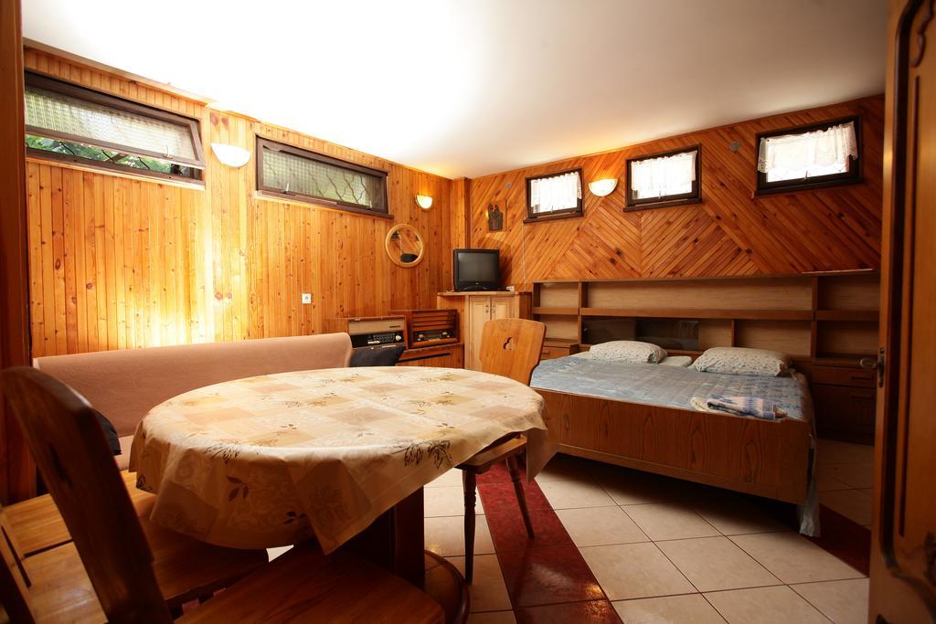 Vila Pas Justina Паланга Экстерьер фото